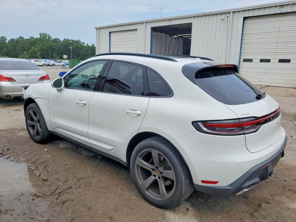 Porsche MACAN BASE 2023 — Copart