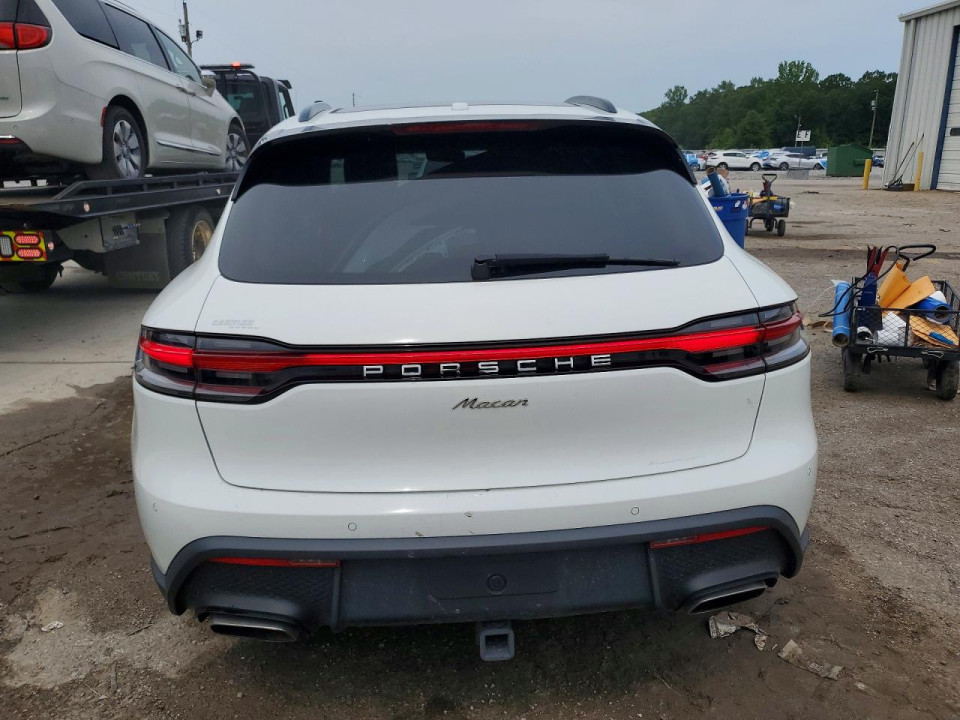 Porsche MACAN BASE 2023 — Copart