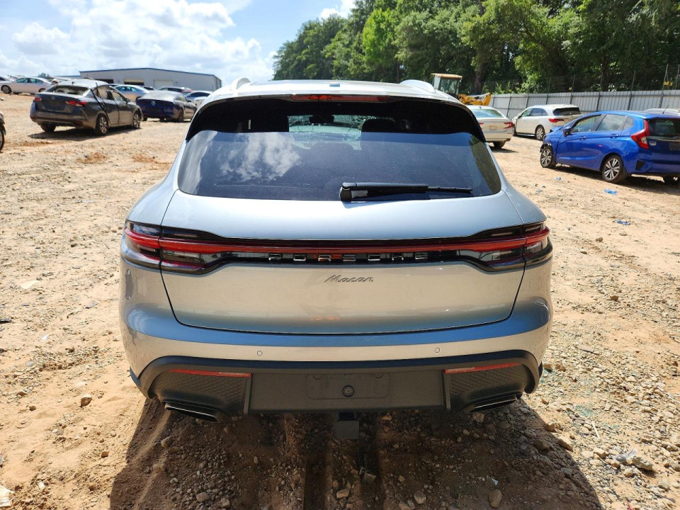 Porsche MACAN BASE 2025 — Copart