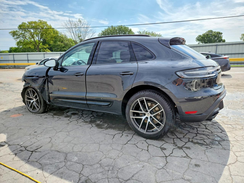 Porsche MACAN BASE 2025 — Copart