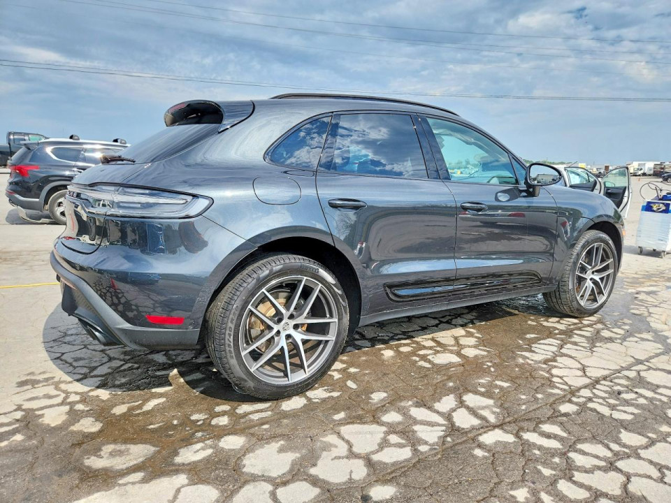 Porsche MACAN BASE 2025 — Copart