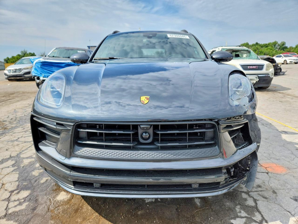 Porsche MACAN BASE 2025 — Copart