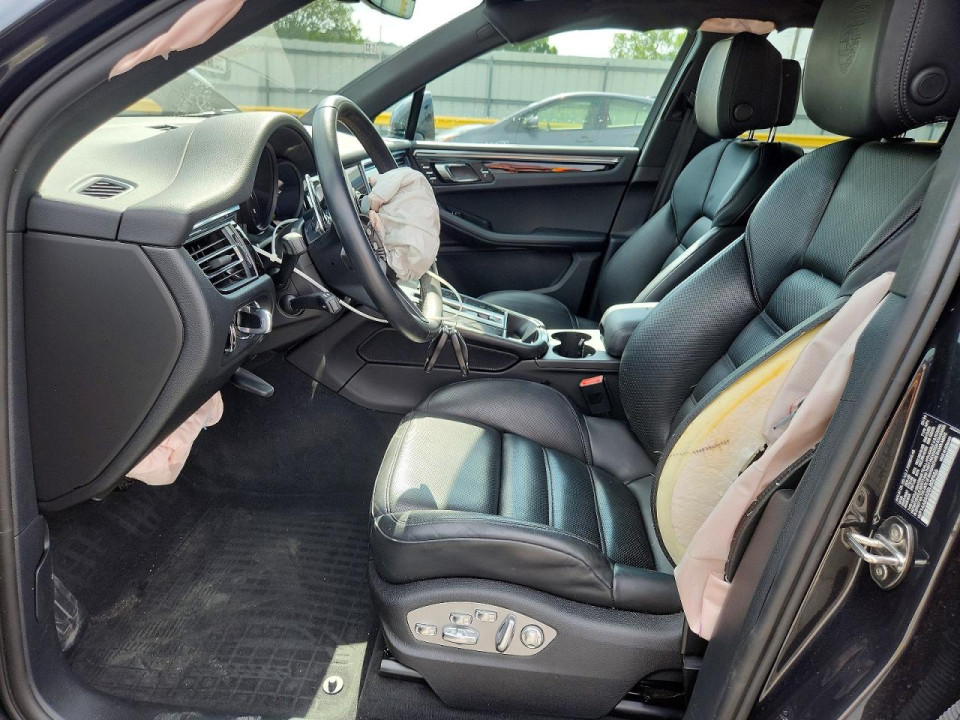 Porsche MACAN BASE 2025 — Copart