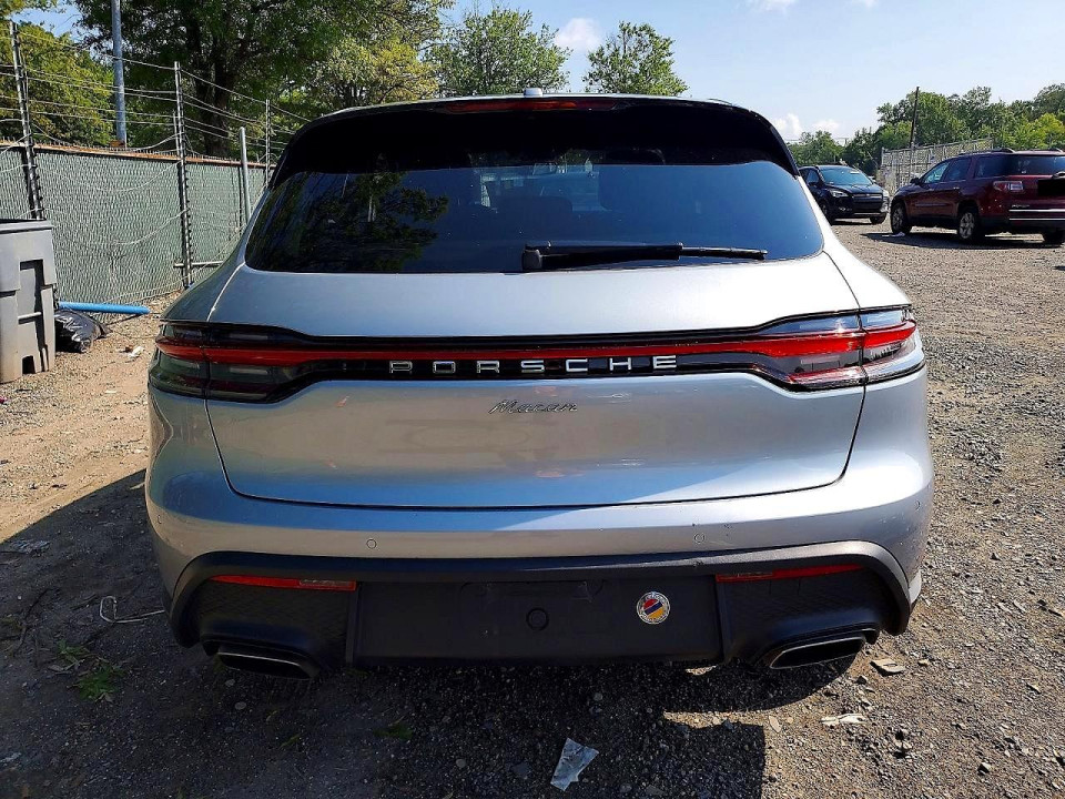 Porsche MACAN BASE 2026 — Copart