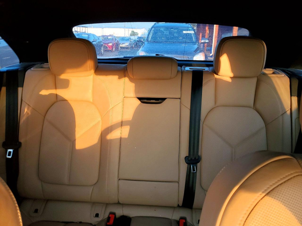 Porsche MACAN BASE 2024 — Copart