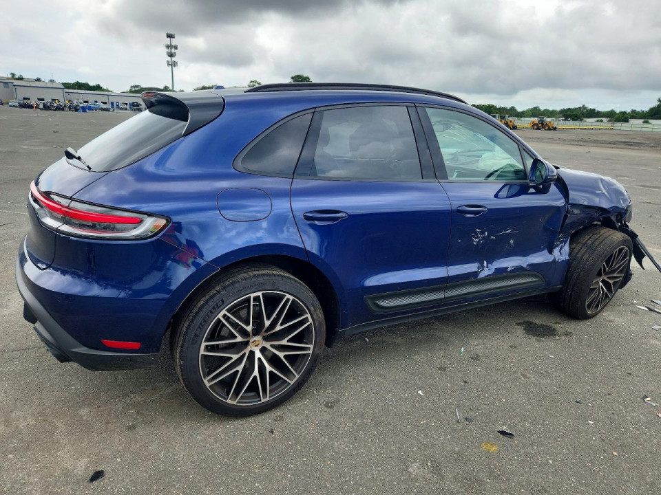 Porsche MACAN BASE 2025 — Copart