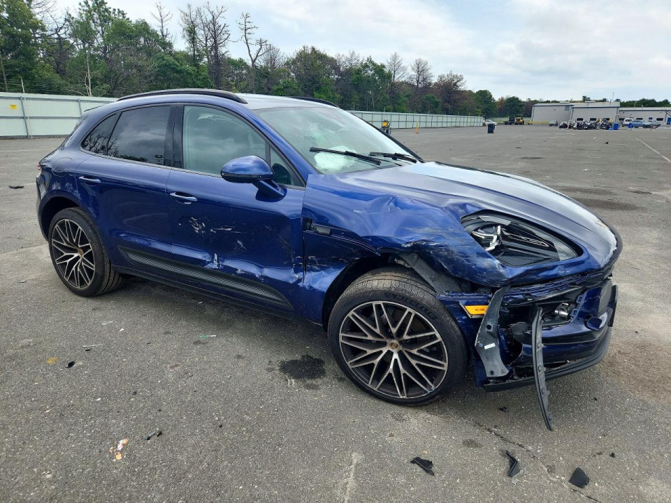 Porsche MACAN BASE 2025 — Copart