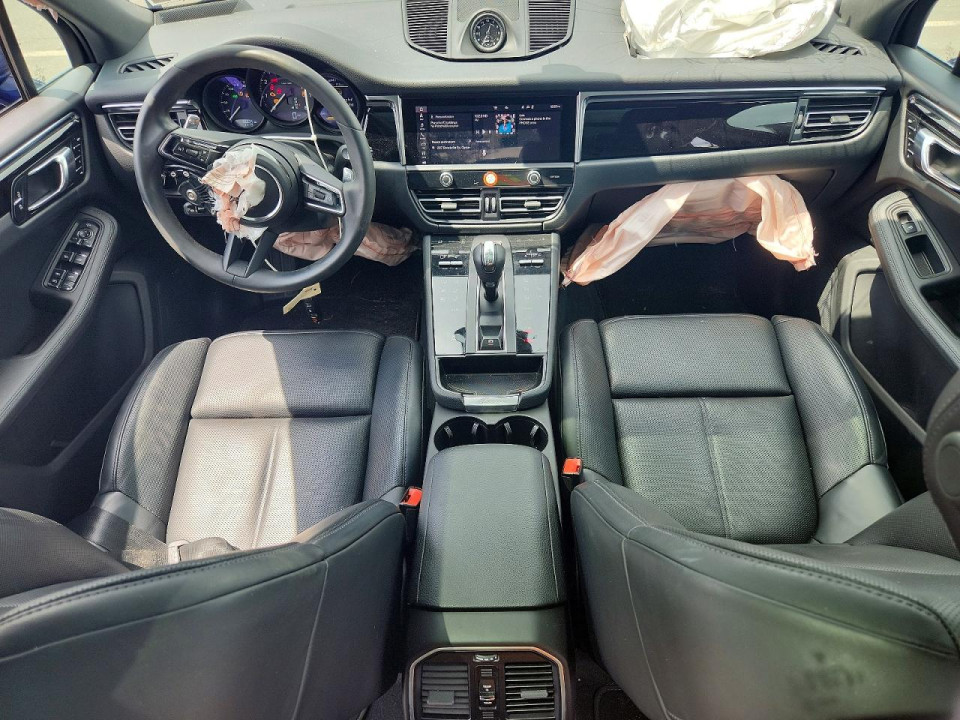 Porsche MACAN BASE 2025 — Copart