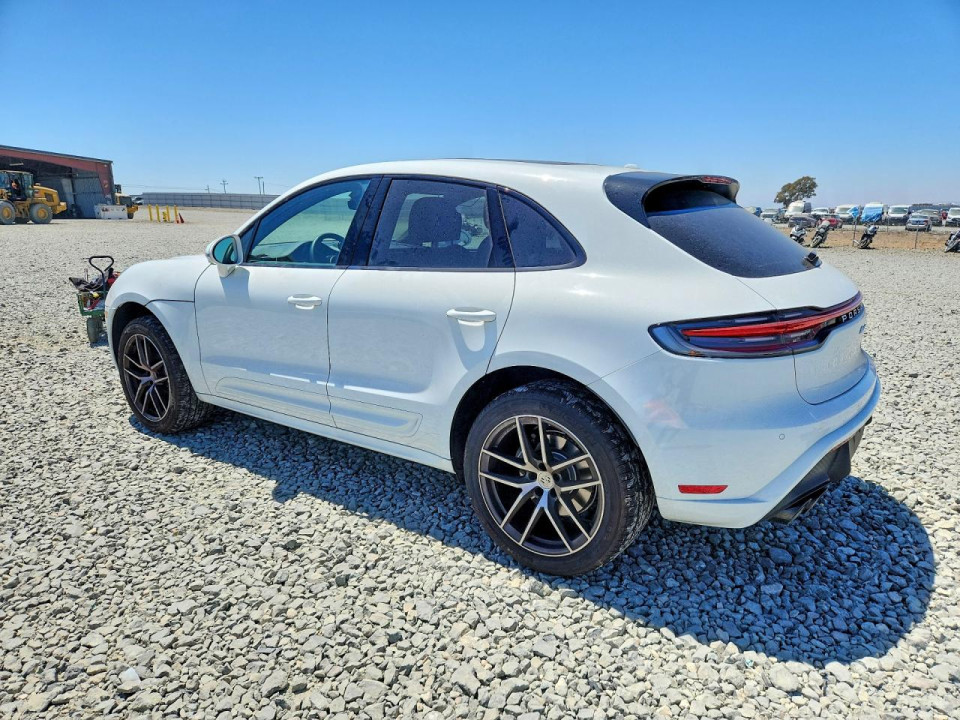 Porsche MACAN BASE 2025 — Copart