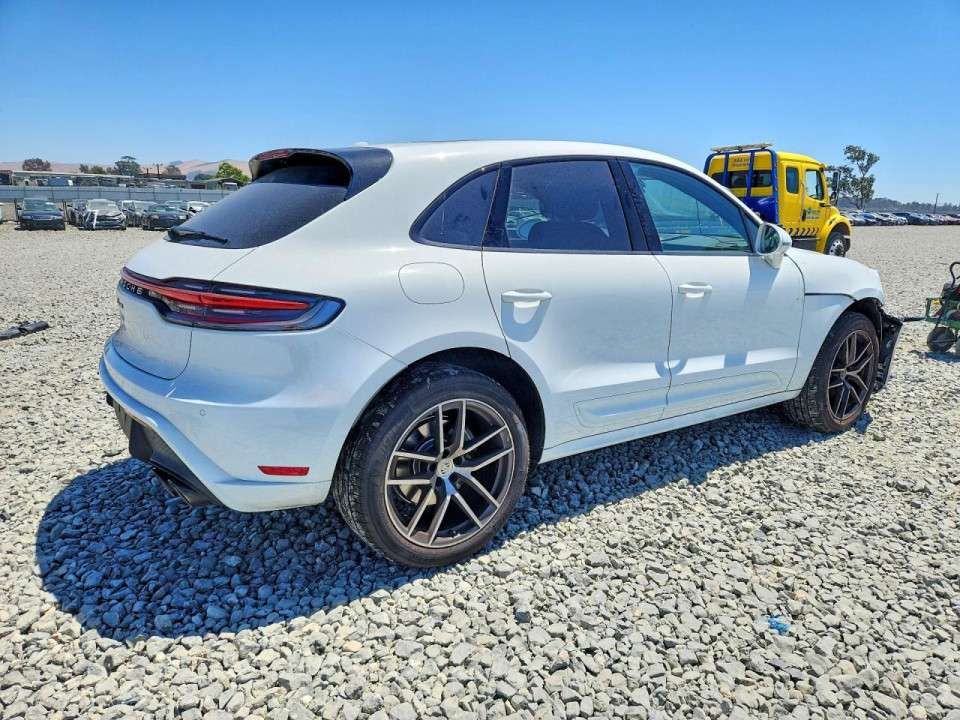 Porsche MACAN BASE 2025 — Copart
