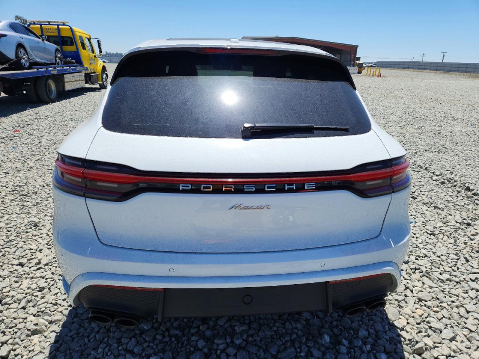 Porsche MACAN BASE 2025 — Copart