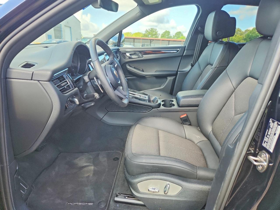 Porsche MACAN BASE 2023 — Copart