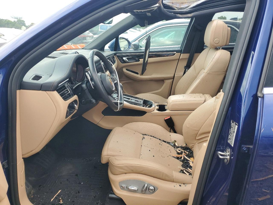 Porsche MACAN BASE 2024 — Copart