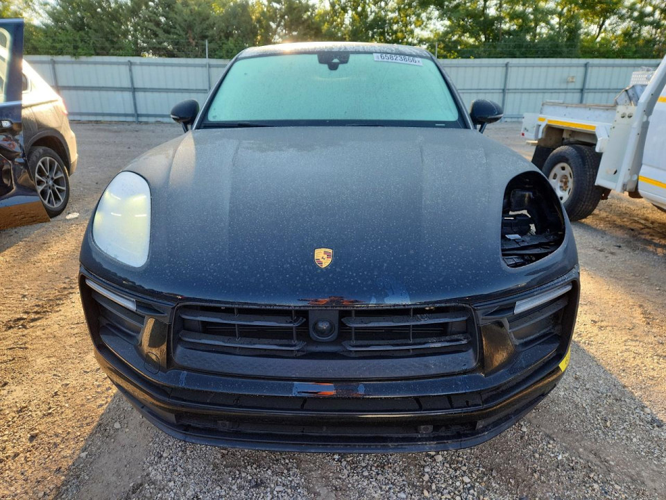 Porsche MACAN BASE 2024 — Copart