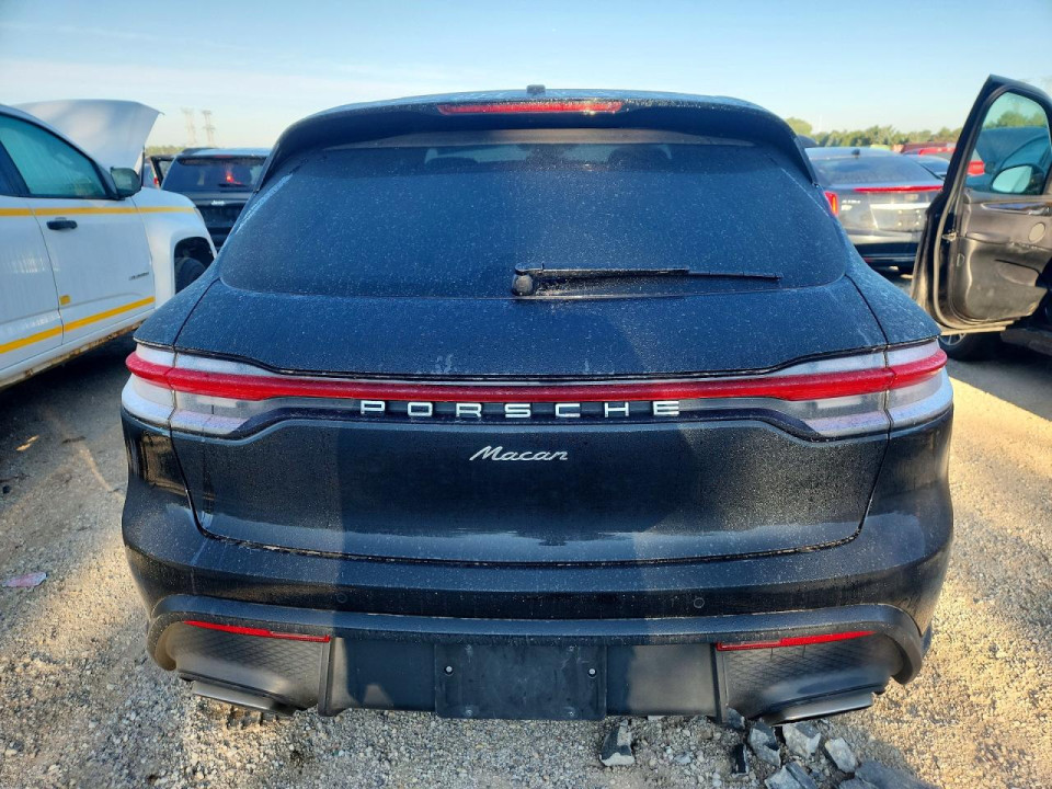 Porsche MACAN BASE 2024 — Copart