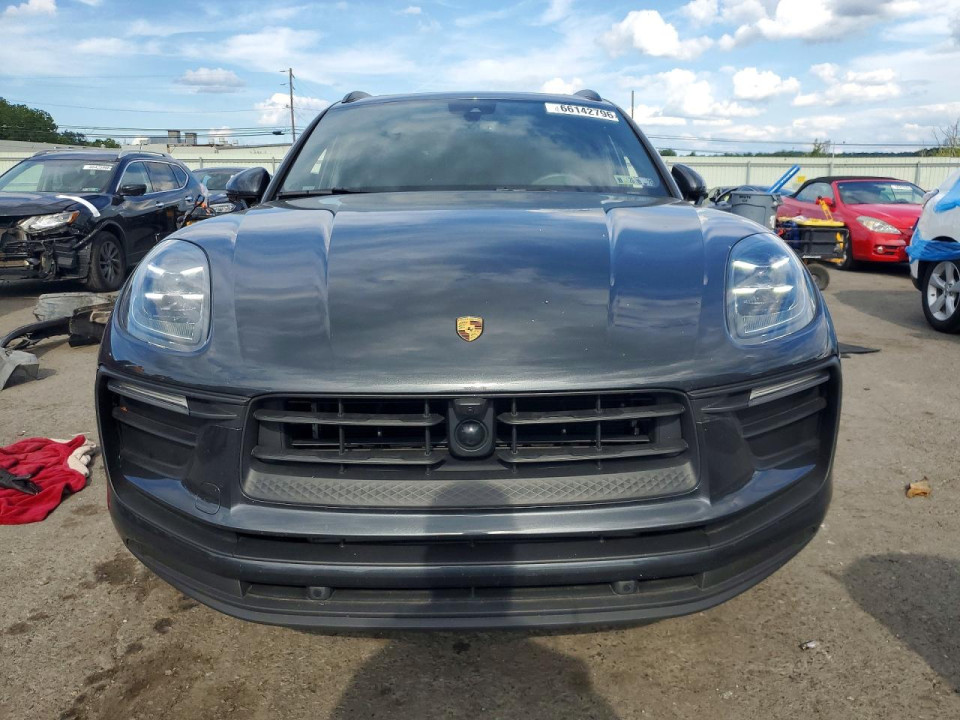 Porsche MACAN BASE 2025 — Copart