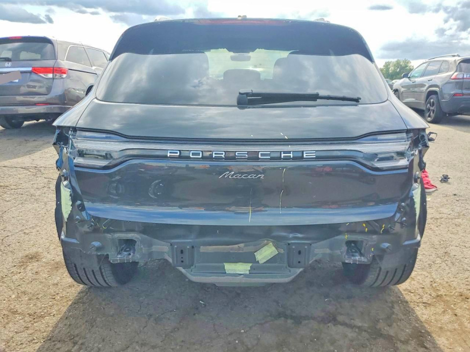 Porsche MACAN BASE 2025 — Copart