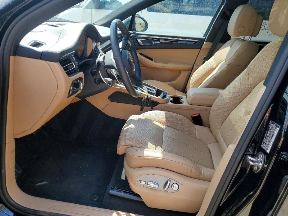 Porsche MACAN BASE 2025 — Copart