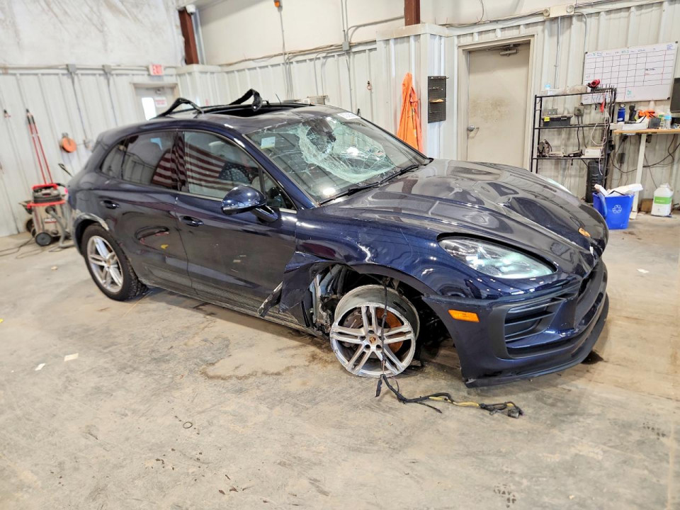 Porsche MACAN BASE 2023 — Copart