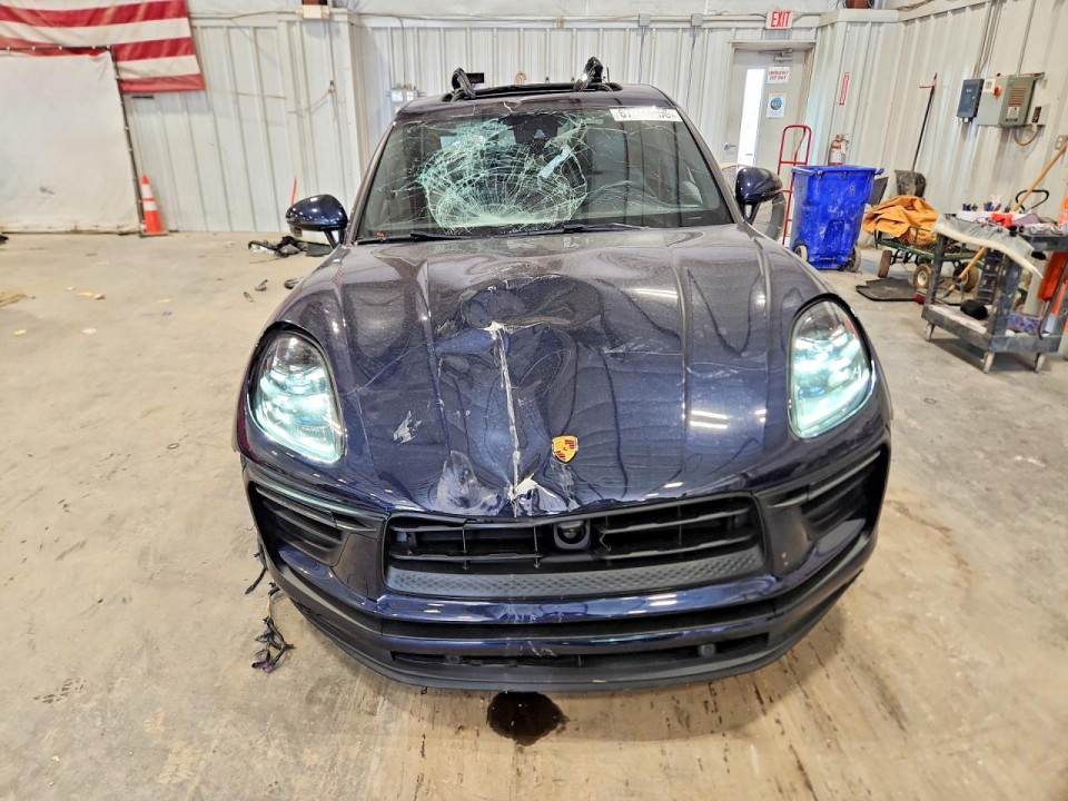 Porsche MACAN BASE 2023 — Copart