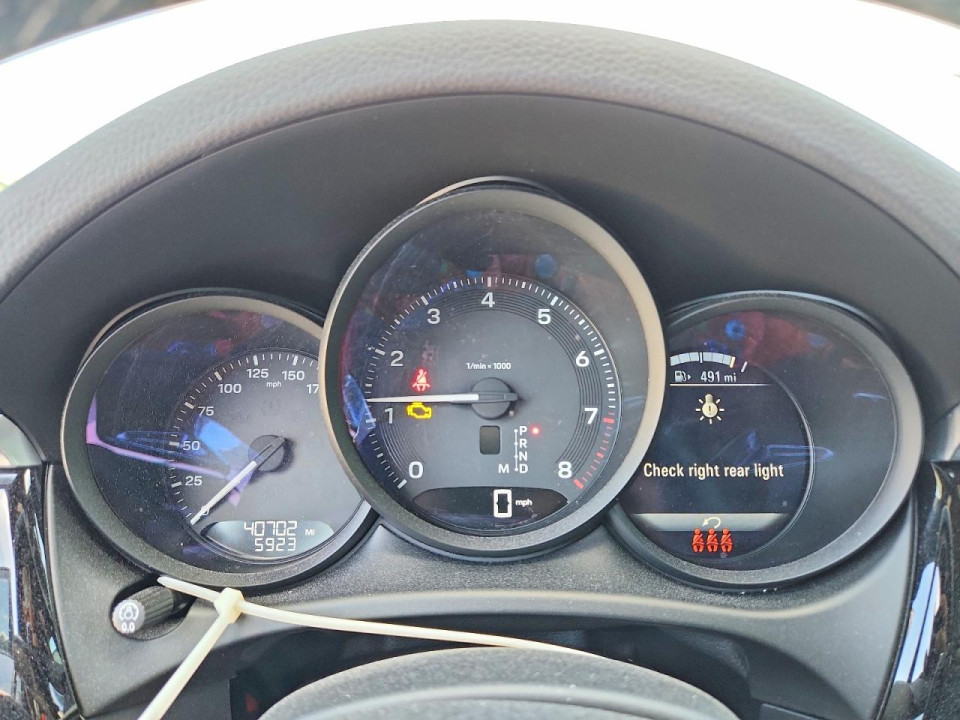 Porsche MACAN BASE 2024 — Copart