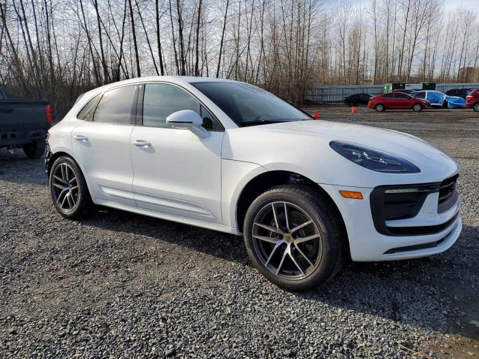 Porsche MACAN BASE 2025 — Copart