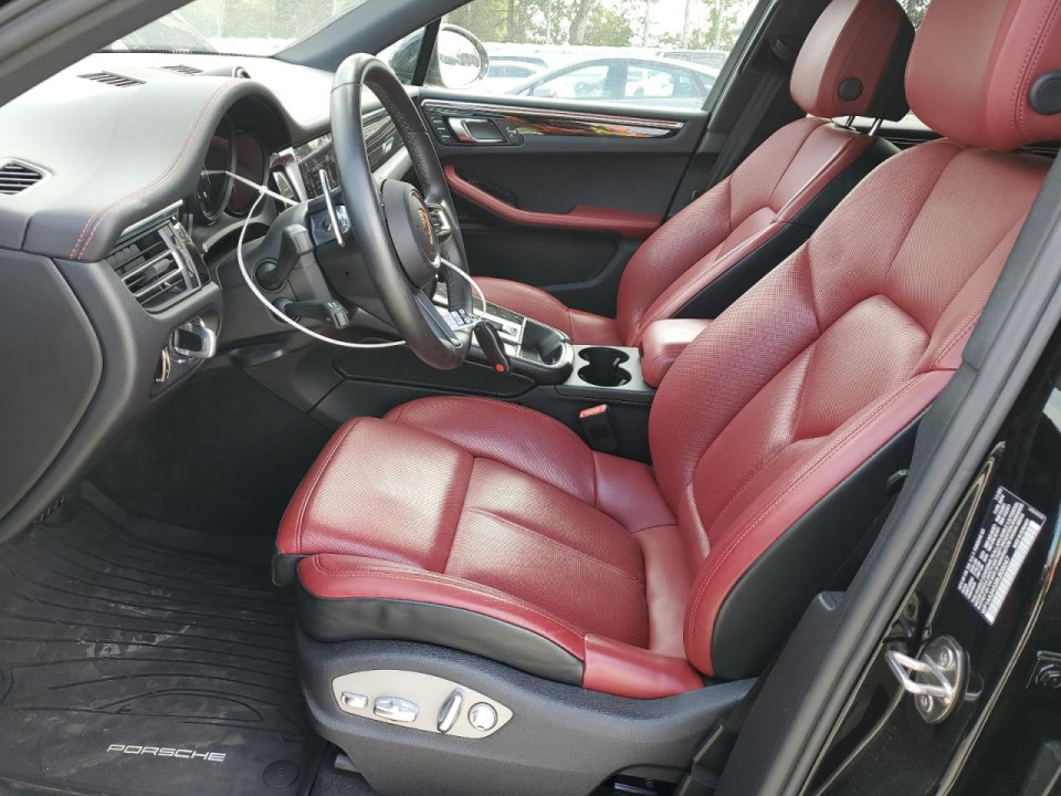 Porsche MACAN BASE 2024 — Copart