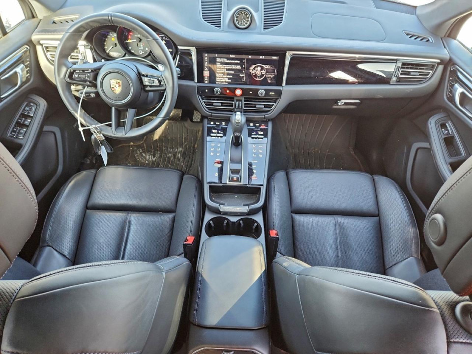 Porsche MACAN BASE 2024 — Copart