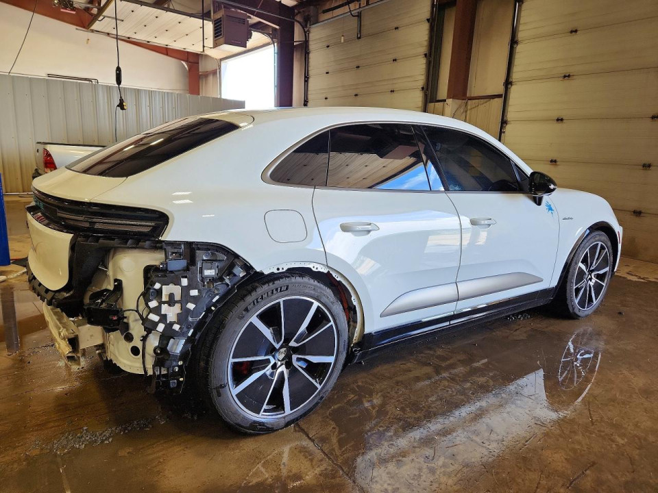 Porsche MACAN 2024 — Copart