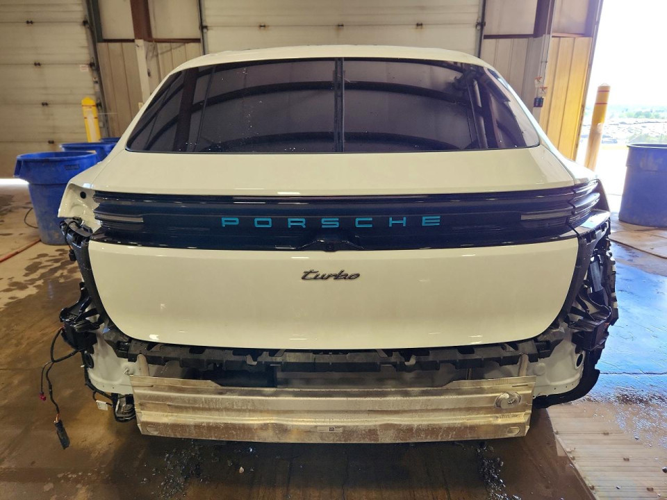 Porsche MACAN 2024 — Copart
