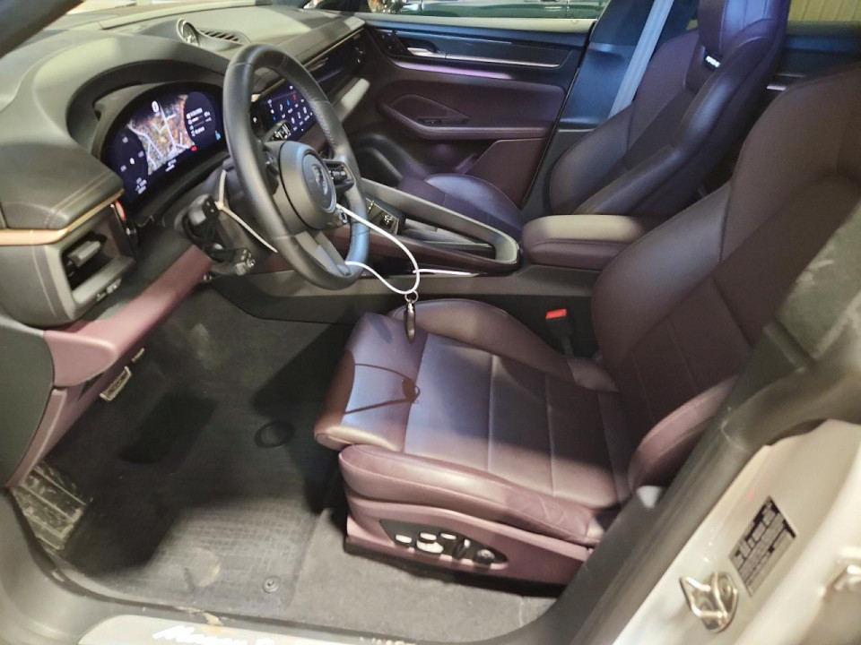 Porsche MACAN 2024 — Copart