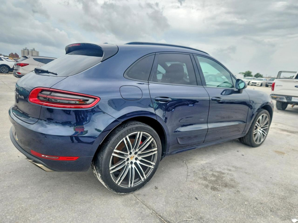 Porsche MACAN 2015 — Copart