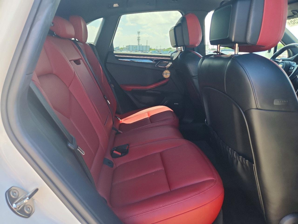 Porsche MACAN 2022 — Copart