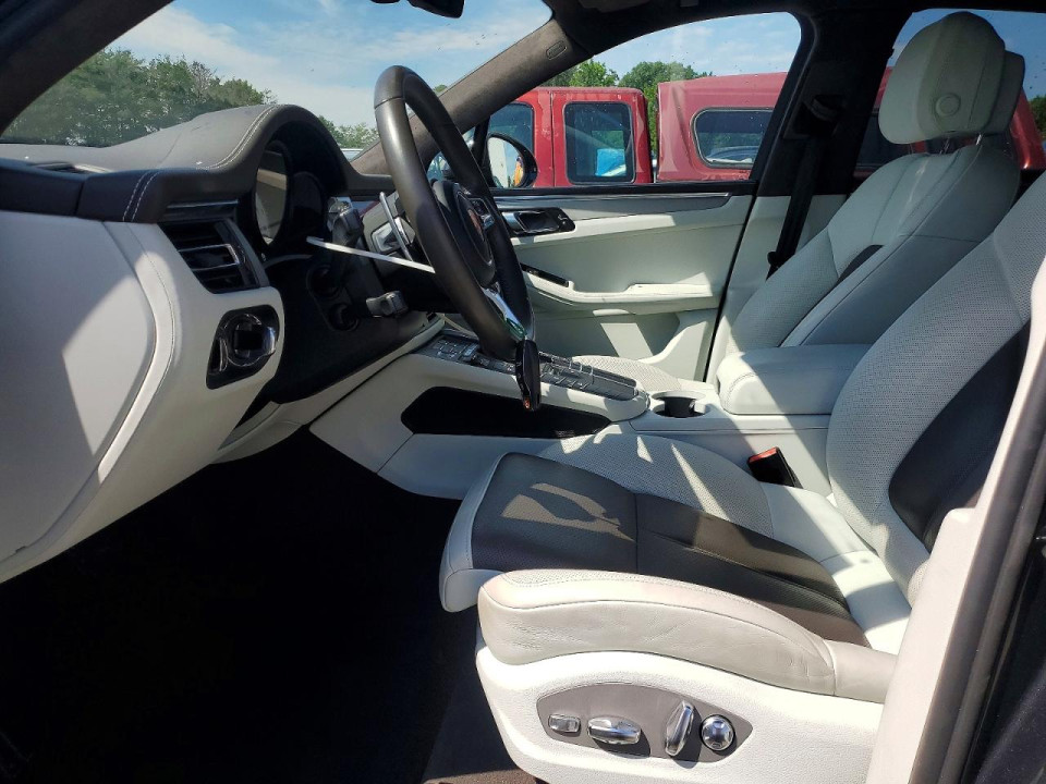 Porsche MACAN 2021 — Copart