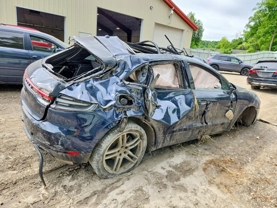 Porsche MACAN 2020 — Copart