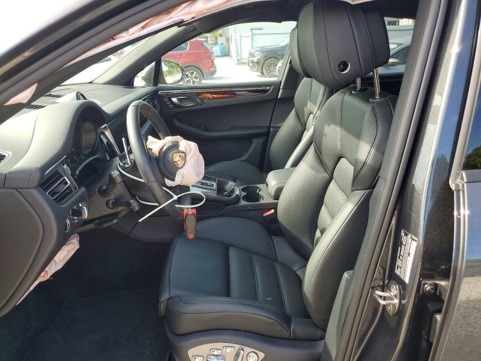 Porsche MACAN 2026 — Copart