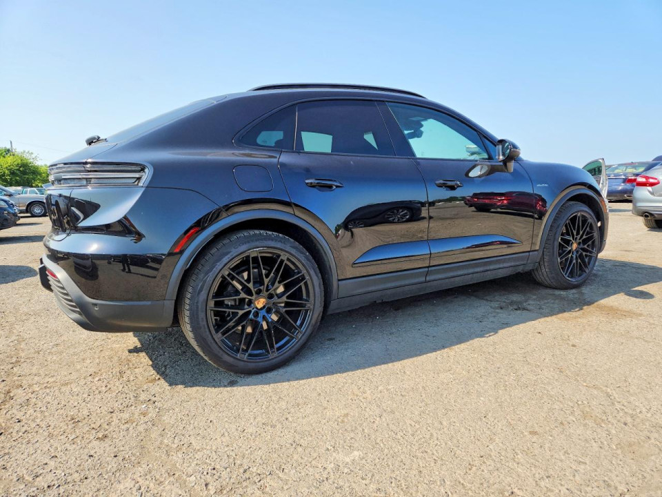 Porsche MACAN 2025 — Copart