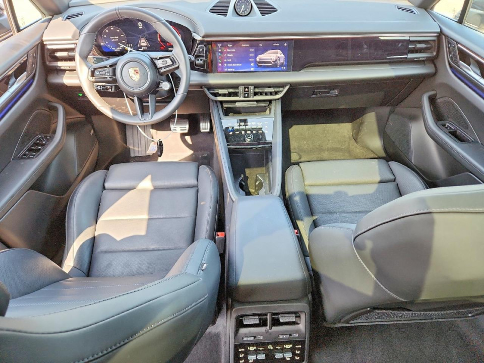 Porsche MACAN 2025 — Copart