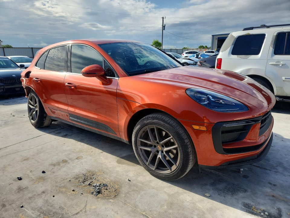 Porsche MACAN 2023 — Copart