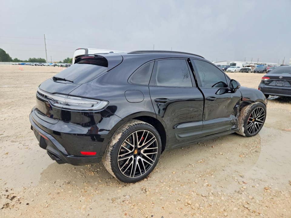 Porsche MACAN 2023 — Copart