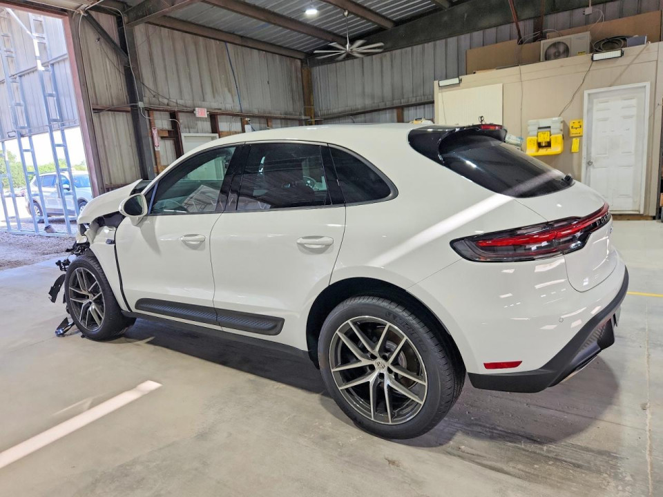 Porsche MACAN 2026 — Copart