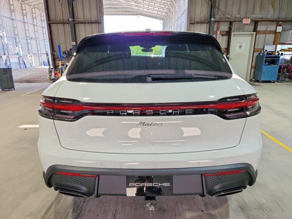 Porsche MACAN 2026 — Copart