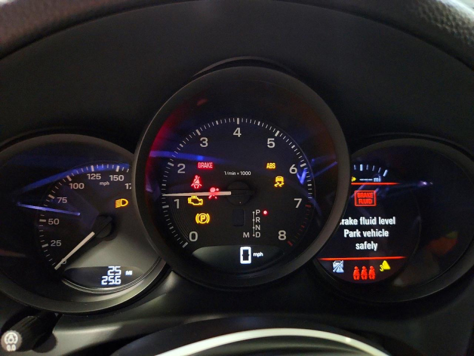 Porsche MACAN 2026 — Copart