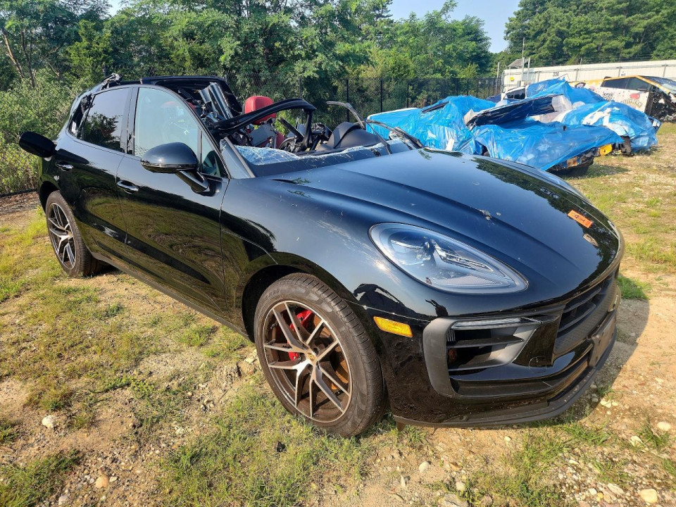 Porsche MACAN 2024 — Copart