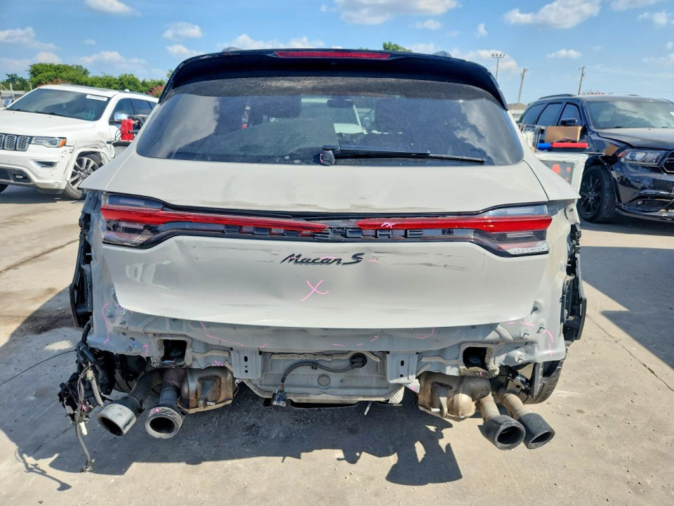Porsche MACAN 2021 — Copart