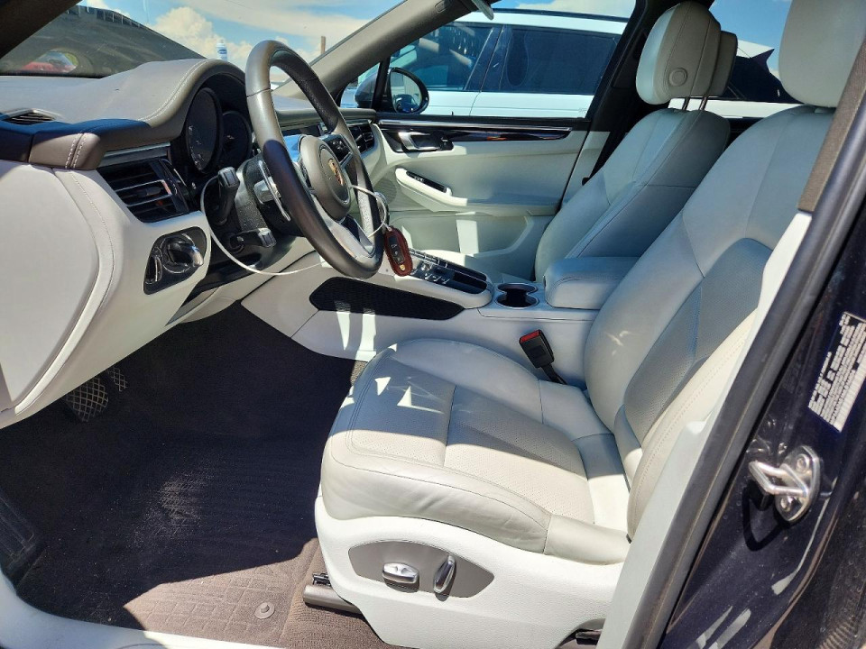 Porsche MACAN 2021 — Copart