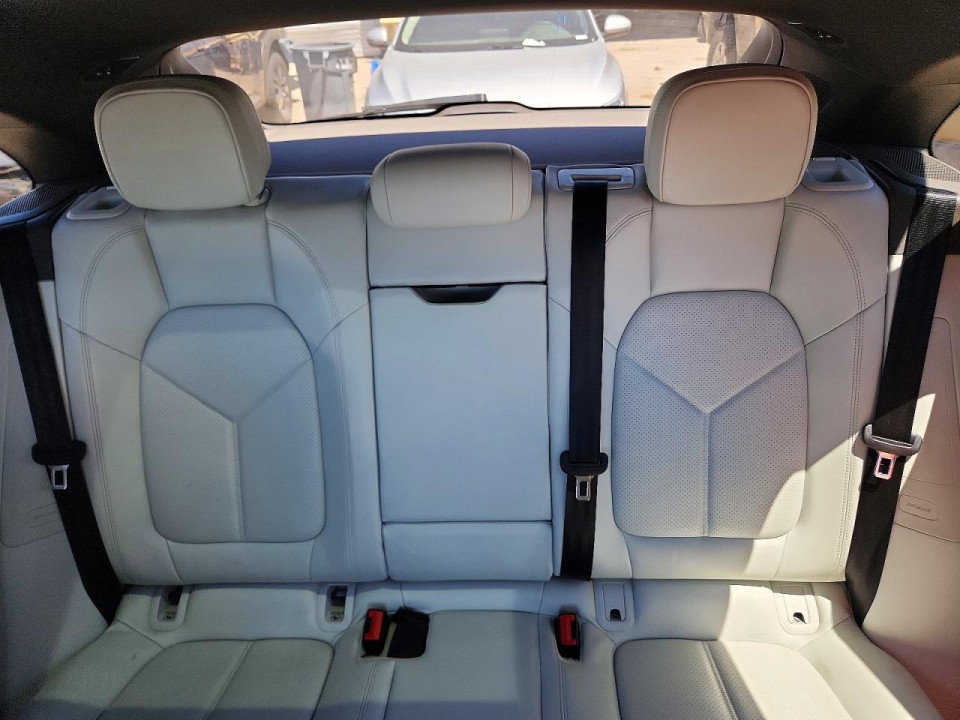 Porsche MACAN 2021 — Copart