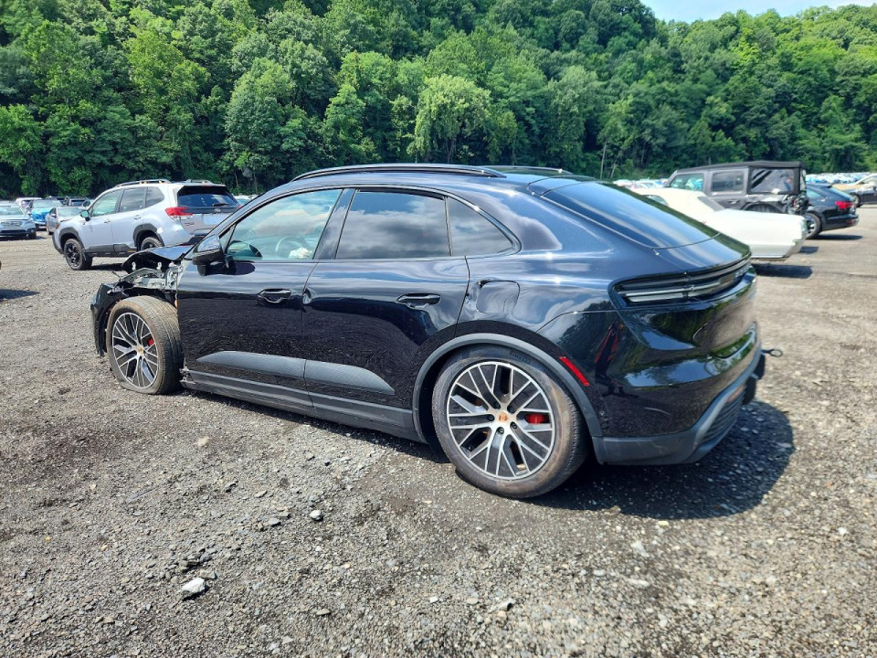 Porsche MACAN 2025 — Copart