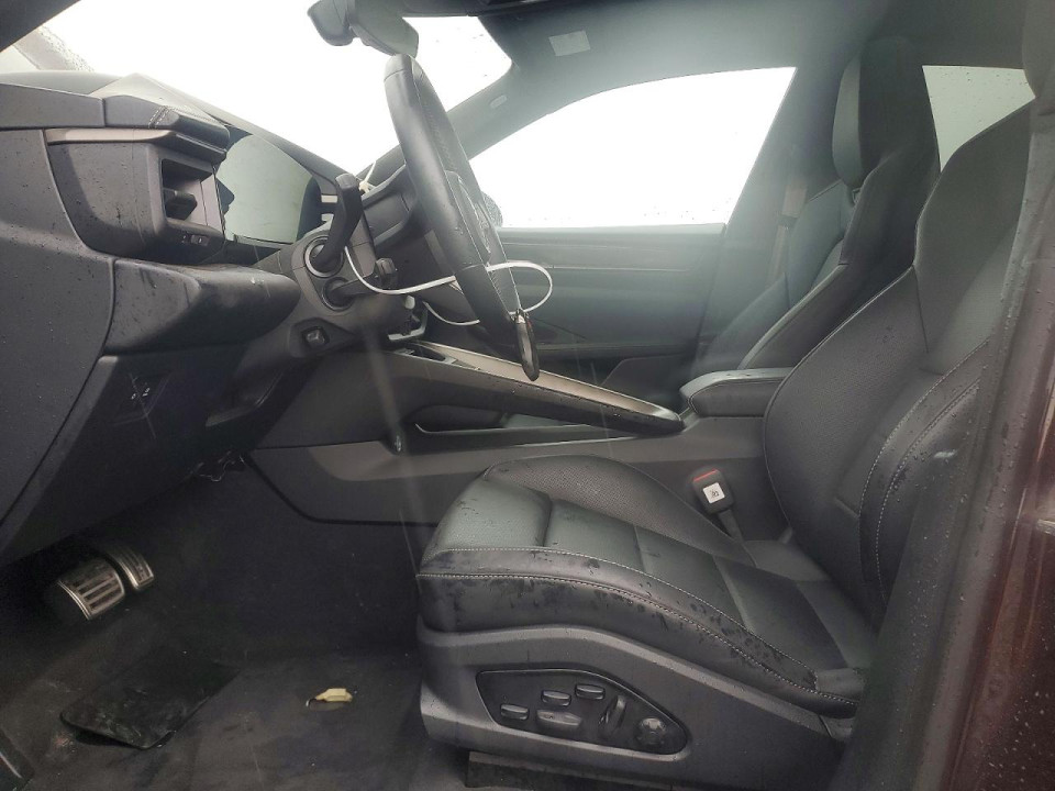 Porsche MACAN 2024 — Copart