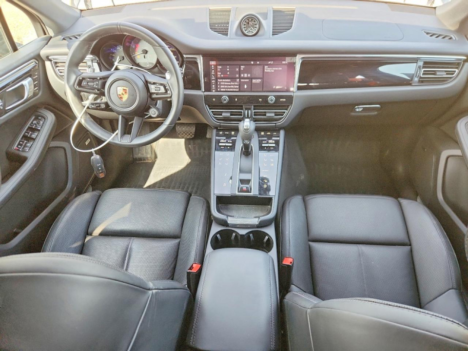Porsche MACAN 2025 — Copart